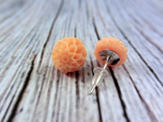 Preview: Ohrstecker Blume Harz Cabochon Aster Chrysantheme